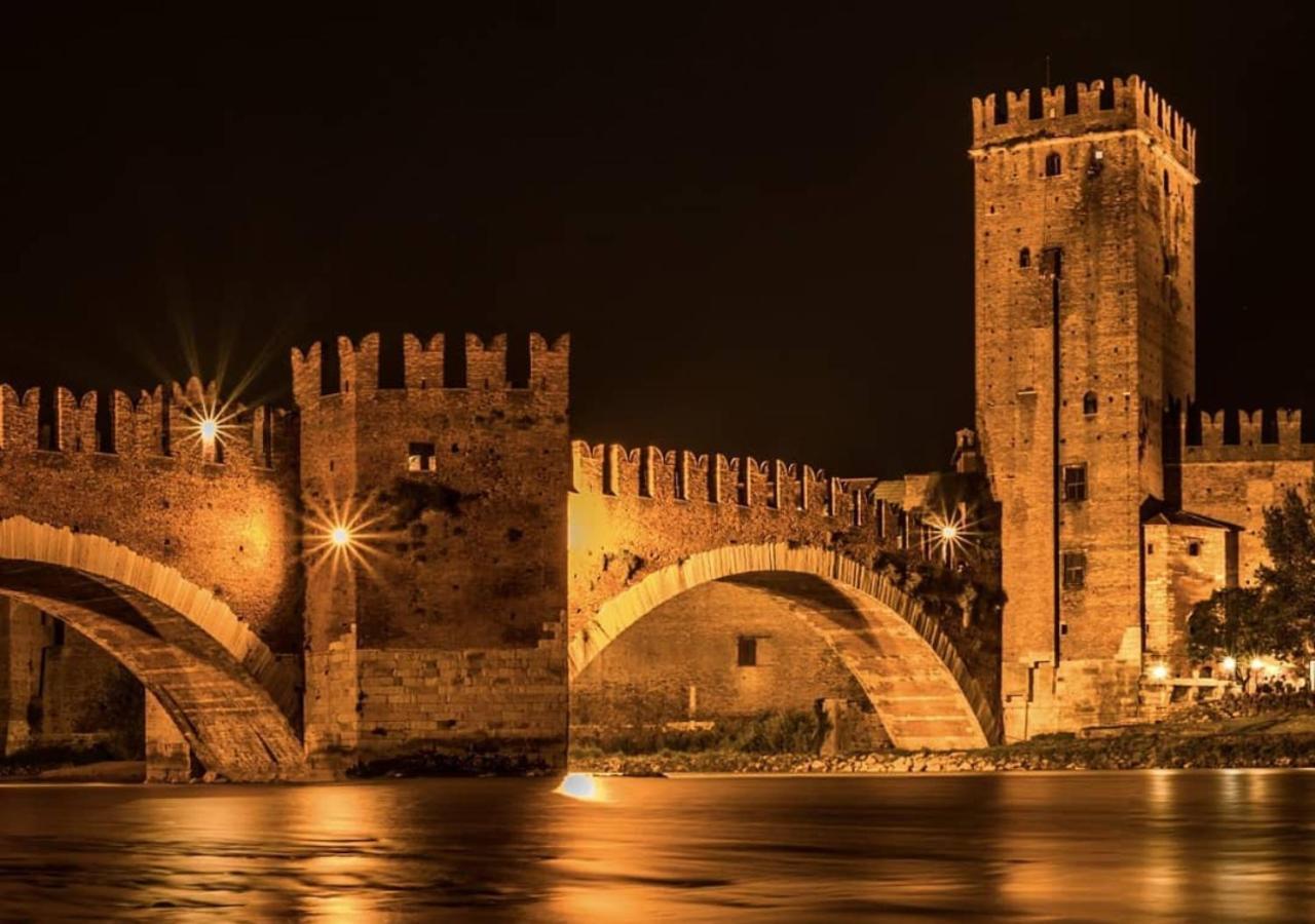 -Near Arena & Parking - Pet Friendly Historical Arena Palace Lägenhet Verona Exteriör bild